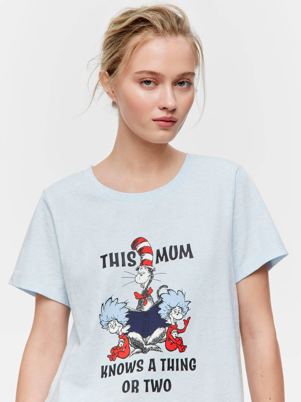 Dr Seuss Mum Knows A Thing Or Two 100% Cotton Tee