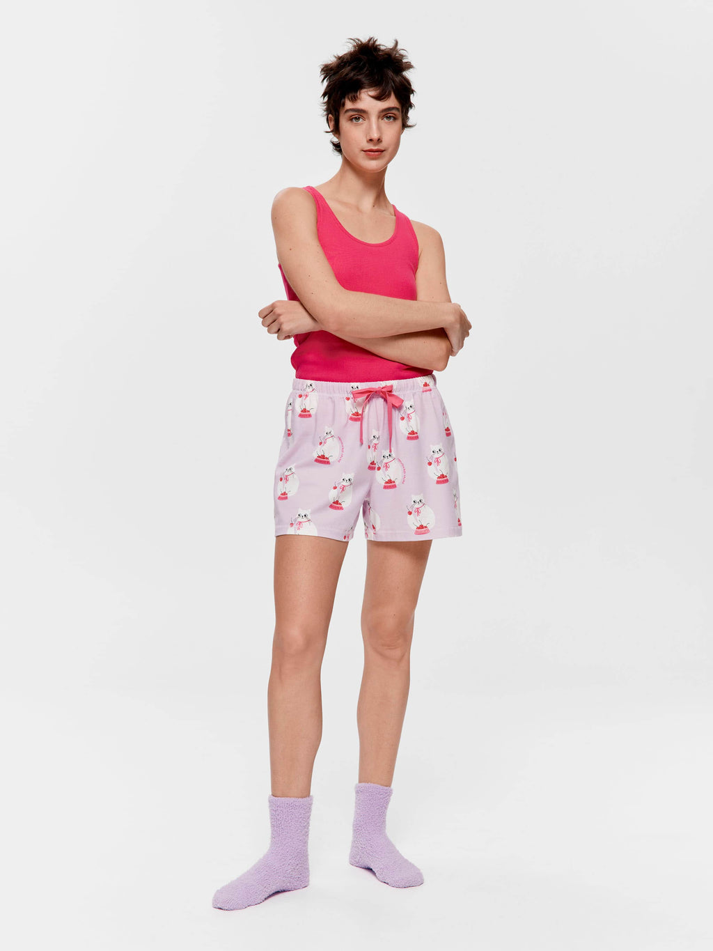Cherry Cat Mid Short